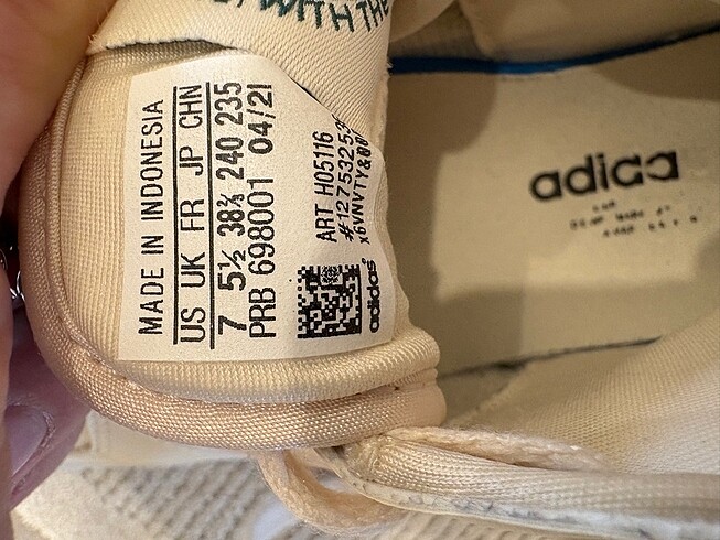 38,5 Beden ten rengi Renk Adidas