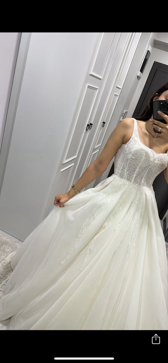 Beyaz Strappy Askılı A-Line Gelinlik - Görsel 4