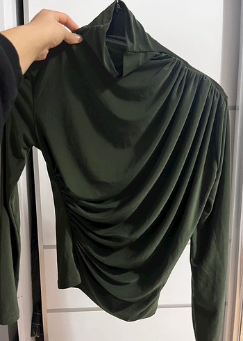 Drapeli Yüksek Yakalı Haki Yeşil Kadın Bluz - Görsel 4