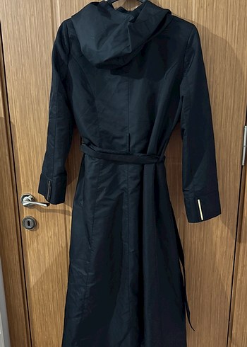 Kadın Siyah Kuşaklı Uzun Trençkot - Görsel 4