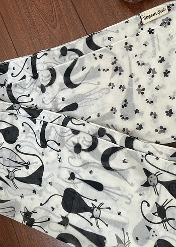 Bohem Gri Kedi Desenli Kadın ipek Şal - Görsel 2