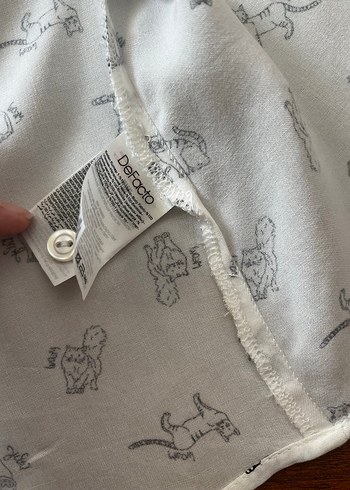 Defacto Beyaz Kedi Baskılı Kısa Kollu Kadın Gömlek - Görsel 3