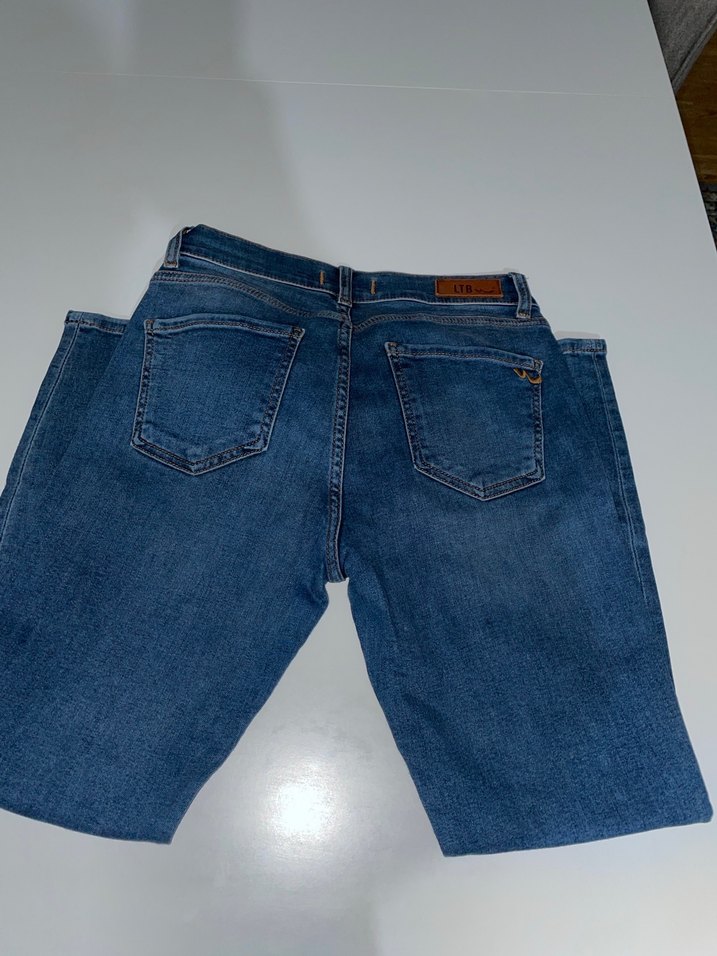 Düğmeli Mavi Kadın Kot Pantolon - Görsel 5