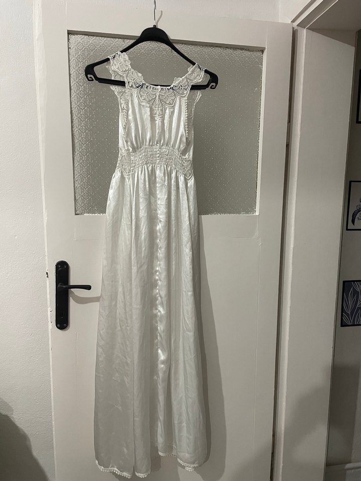 Dantel Detaylı Beyaz Uzun Kadın vintage gecelik - Görsel 2