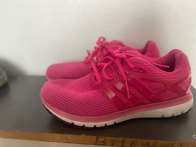 Adidas Spor ayakkabı