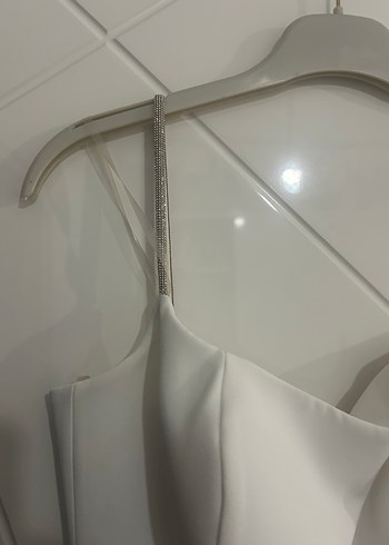 Straplez A Kesim Uzun Beyaz Gelinlik - Görsel 2