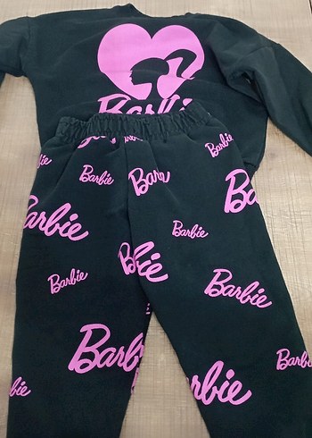 Kız Çocuk Barbie Baskılı Pembe Eşofman Takımı
