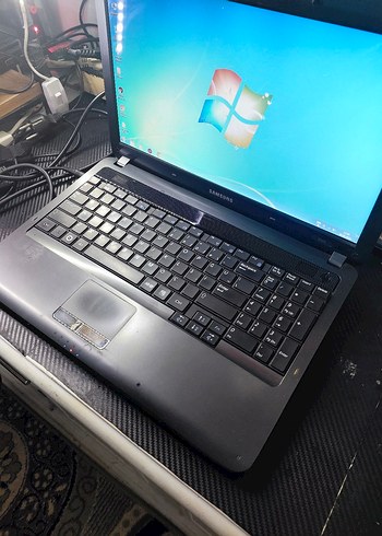 Samsung SAMSUNG LAPTOP