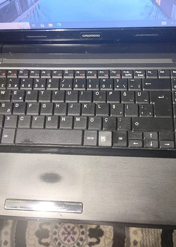 Grunding SSDLİ i3 GRUNDİG LAPTOP BATARYA BİTİK