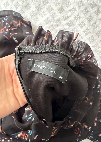 Trendyol & Milla Desenli, Uzun Kollu, Fırfırlı Midi Elbise