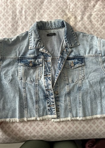 Düğmeli Mavi Kolsuz Denim Ceket