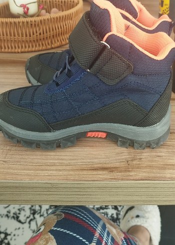 Koyu Mavi Erkek Çocuk Günlük Bot - Görsel 2