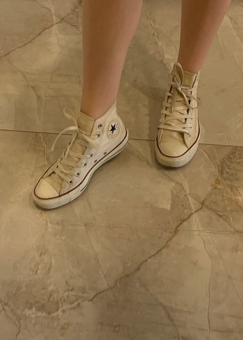 Beyaz Converse Kadın Spor Ayakkabı