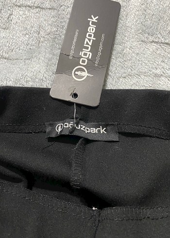 Fermuarlı Siyah Kadın Kumaş derin yırtmaçlı etek - Görsel 3