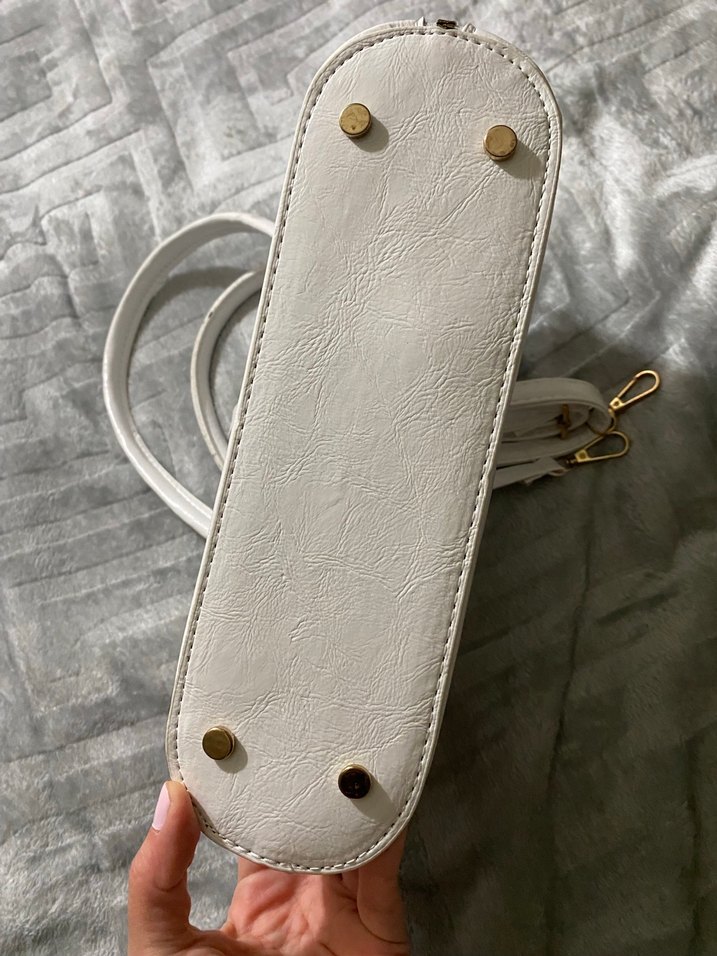 Miu Miu Beyaz Deri Kadın Çanta - Görsel 2