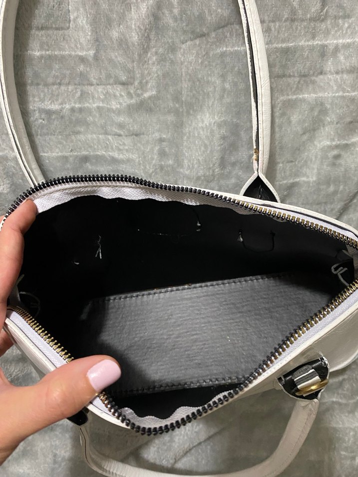 Miu Miu Beyaz Deri Kadın Çanta - Görsel 5