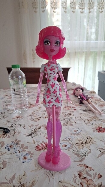 Monster high bebek goo girl create a monster