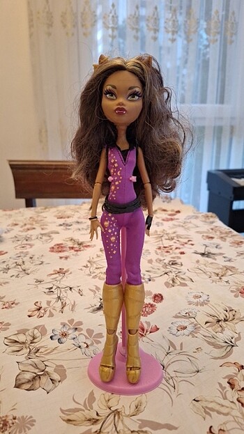 Moster high bebek clawdeen wolf music festival