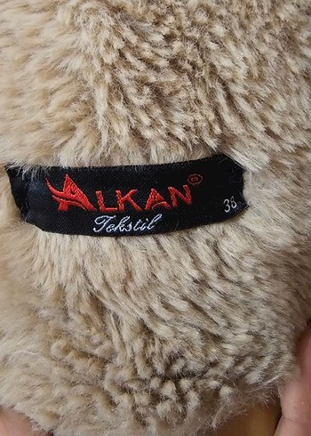 Bej Uzun Peluş Kadın Kaban - Görsel 2