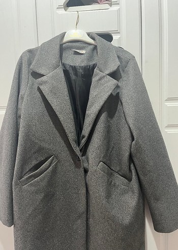 Gri Düğmeli Kaban - Görsel 2