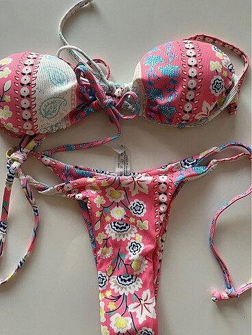 Yeni Etiketli Bikini Takımı - Görsel 2
