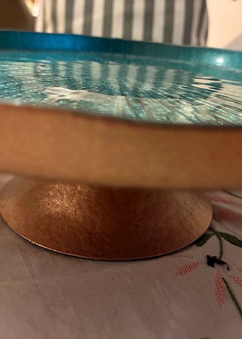 English home 4 tabak ve 1 ayaklı sunumluk - Görsel 2