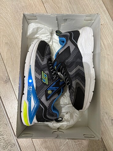 Skechers ışıklı spor ayakkabı