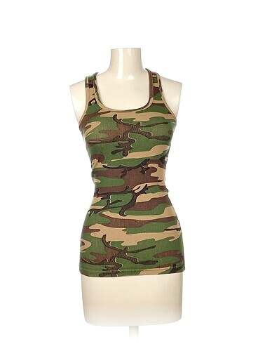Diğer T-shirt %70 İndirimli.