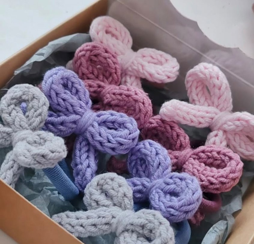 Renkli Nakışlı Fiyonk Saç Tokaları - Görsel 3