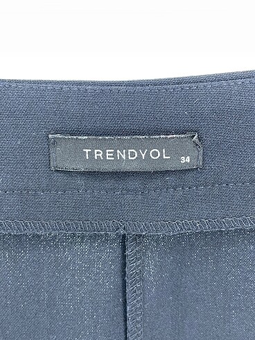 34 Beden siyah Renk Trendyol & Milla Kumaş Pantolon %70 İndirimli.