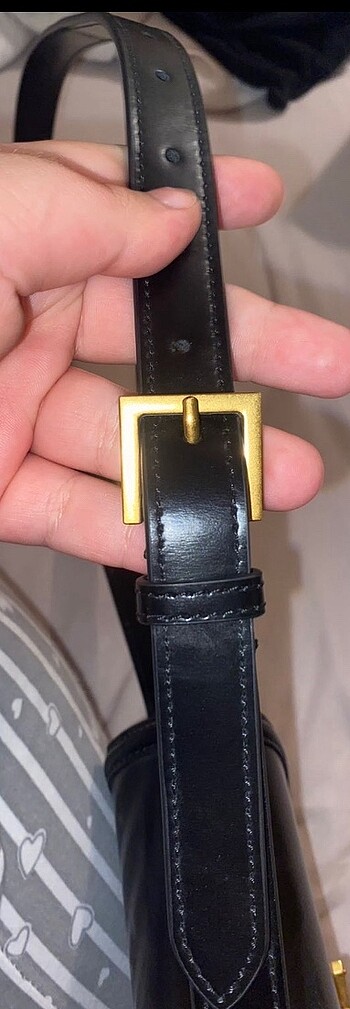 Beden Yves saint laurent canta
