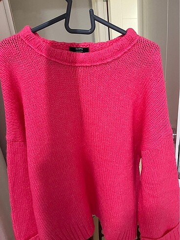 Bershka pembe kazak