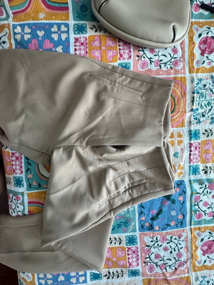 Bej Pilili Kadın Kumaş Pantolon - Görsel 4