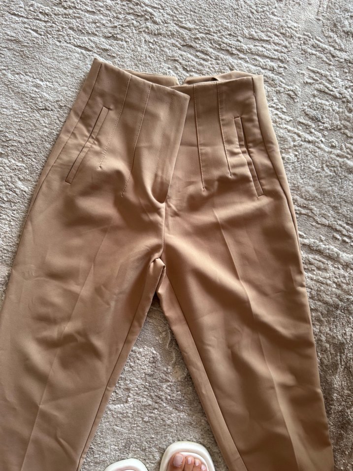 Düğmeli Bej Kadın Kumaş Pantolon - Görsel 2