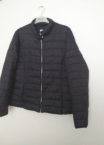 Siyah şişme  Mont - Görsel 2