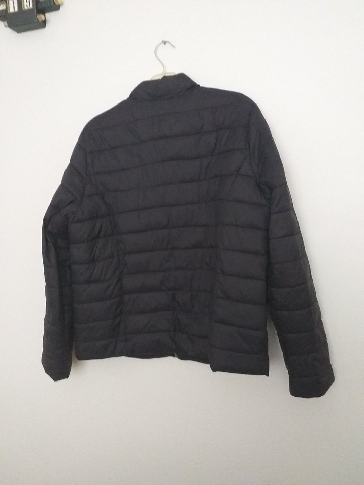 Siyah şişme  Mont - Görsel 3