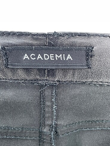 universal Beden siyah Renk Academia Jean / Kot %70 İndirimli.
