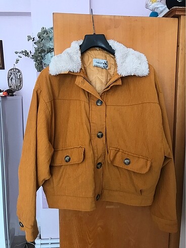 Hardal sarısı kışlık ceket