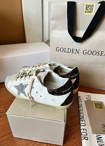 37 Beden Golden goose