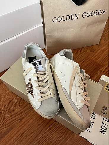 39 Beden Golden goose