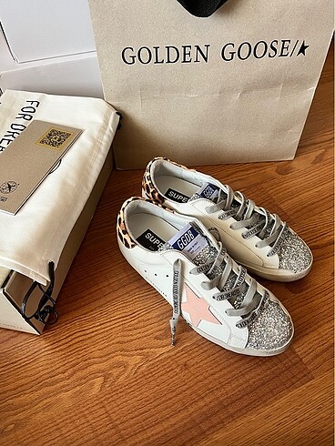 Golden goose