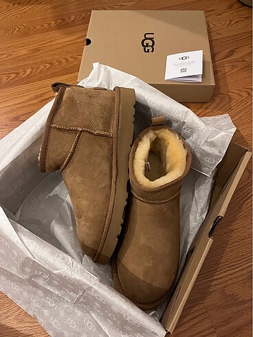 37 Beden Ugg chestnut ultra mini