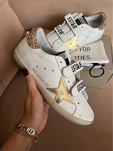 Golden goose old school gold