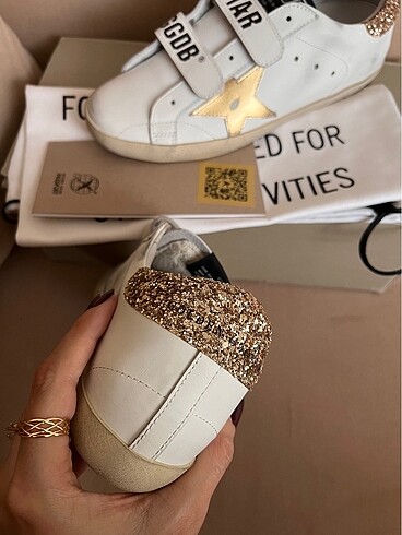 37 Beden altın Renk Golden goose old school gold