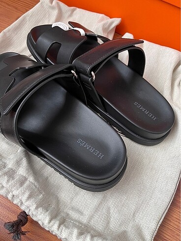 38 Beden Hermes cypre noir