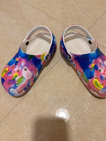 33 Beden çeşitli Renk Crocs kız çocuk terlik