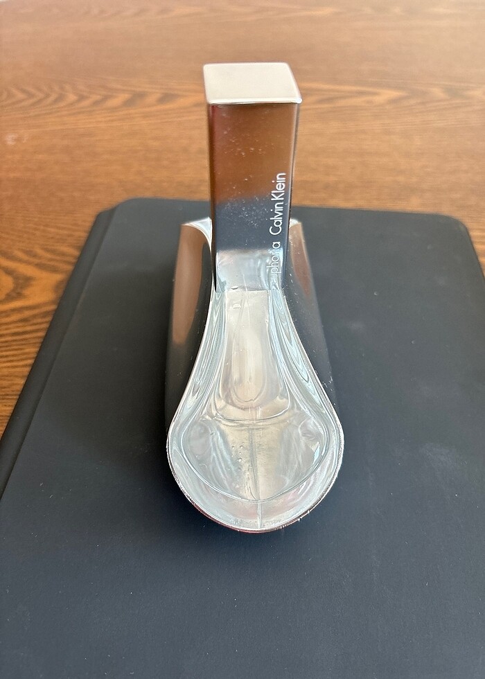 Calvin Klein euphoria 100ml boş şişe orjinal kutusuyla birlikte - Görsel 2