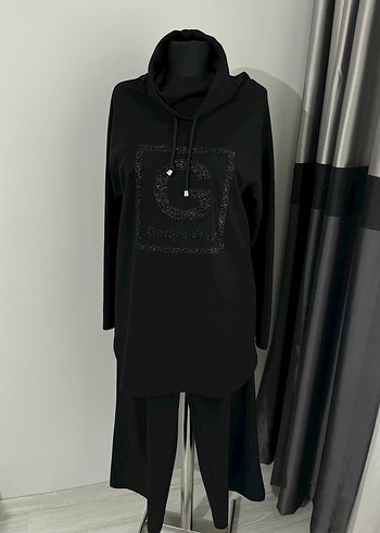 Uzun Siyah Nakışlı Kadın takım - Görsel 2