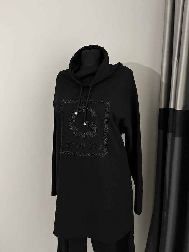 Uzun Siyah Nakışlı Kadın takım - Görsel 4