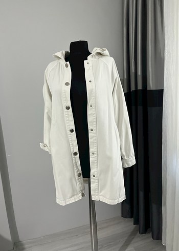 Düğmeli Beyaz kot ceket - Görsel 3